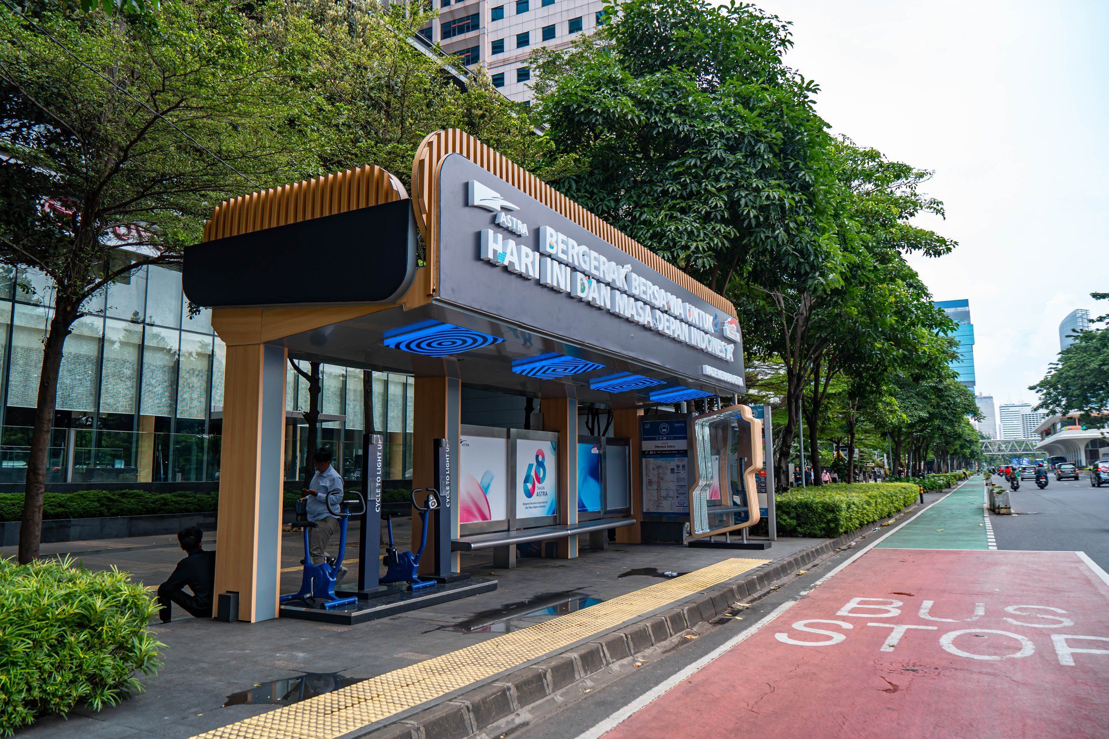 menara astra bus shelter